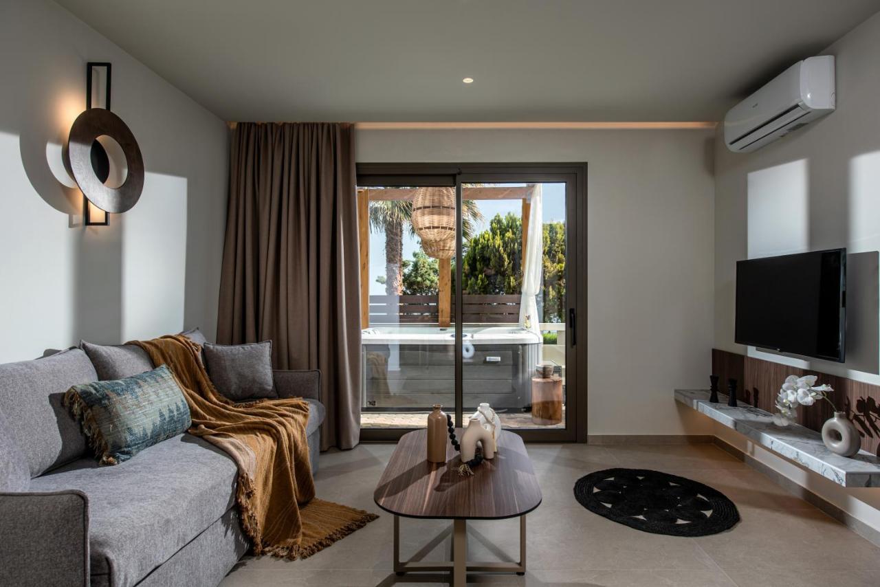 Everest Apartments And Suites Stalida Exterior foto