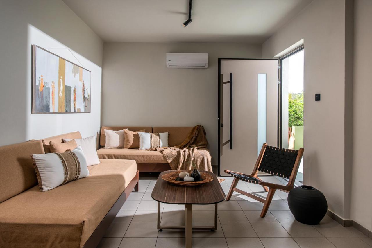 Everest Apartments And Suites Stalida Exterior foto