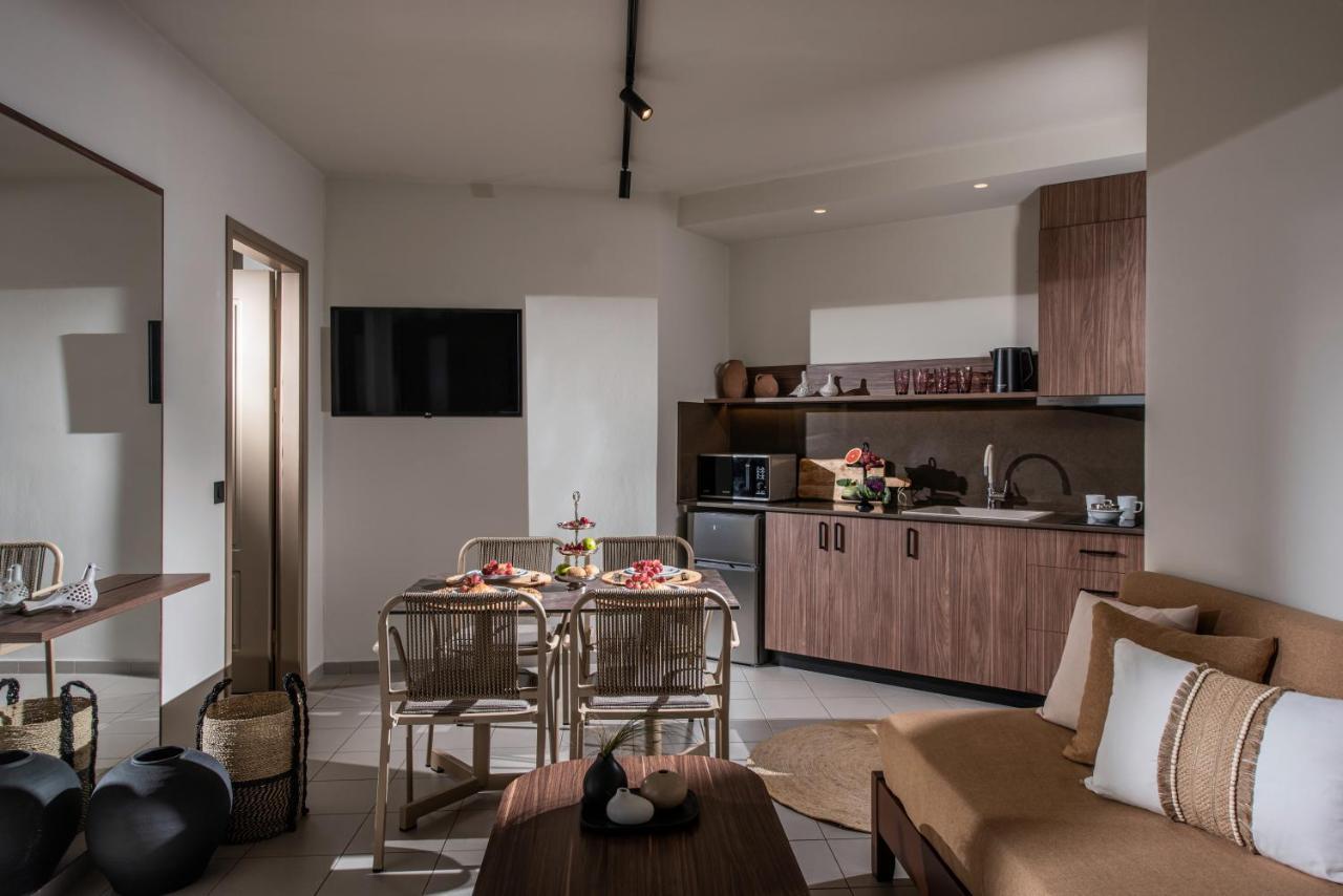 Everest Apartments And Suites Stalida Exterior foto