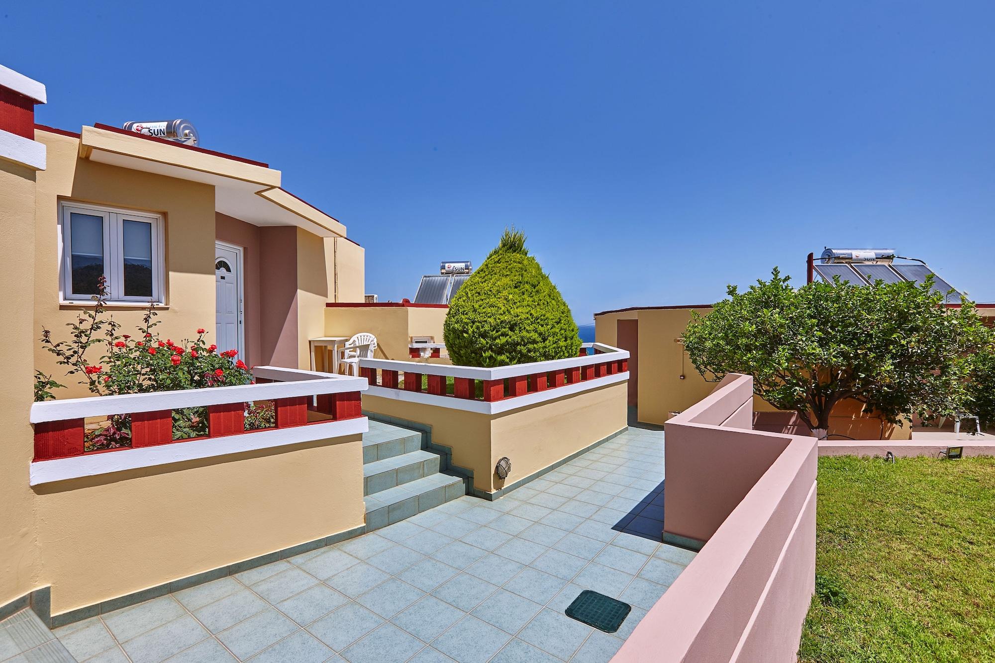 Everest Apartments And Suites Stalida Exterior foto