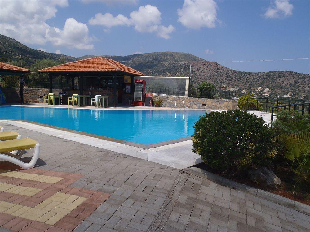 Everest Apartments And Suites Stalida Exterior foto